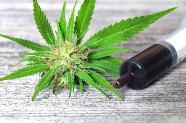 Full Extract Cannabis Oil (1 ml)